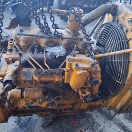 Motori caterpillar